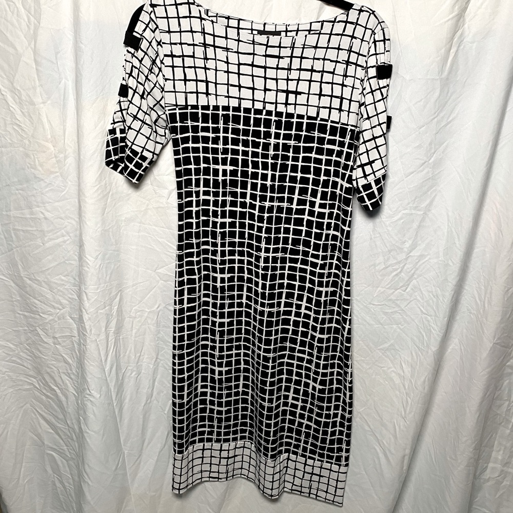 Dazzling black and white dress